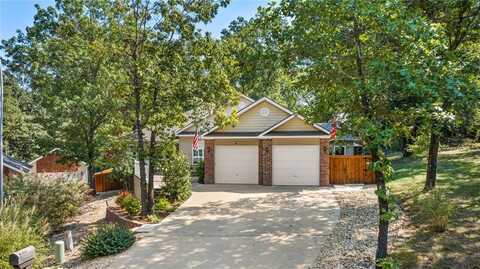 4 Winfield LN, Bella Vista, AR 72714