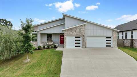1511 Westridge LN, Centerton, AR 72719