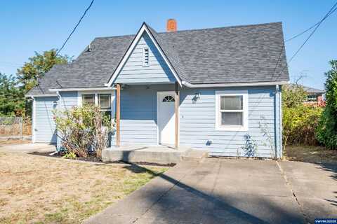161 W Mary St, Lebanon, OR 97355