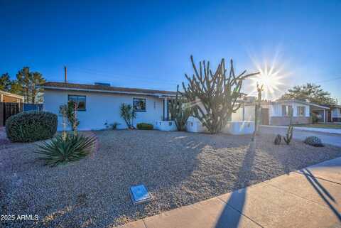 7907 E LATHAM Street, Scottsdale, AZ 85257