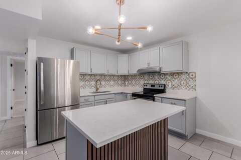 18202 N CAVE CREEK Road, Phoenix, AZ 85032