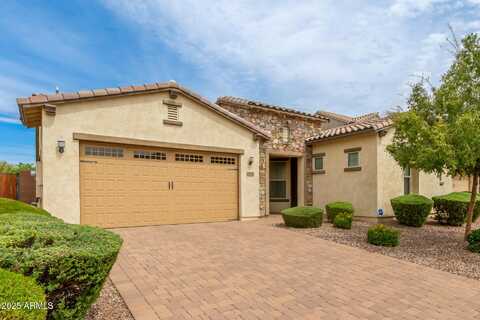 7851 S PENROSE Drive, Gilbert, AZ 85298