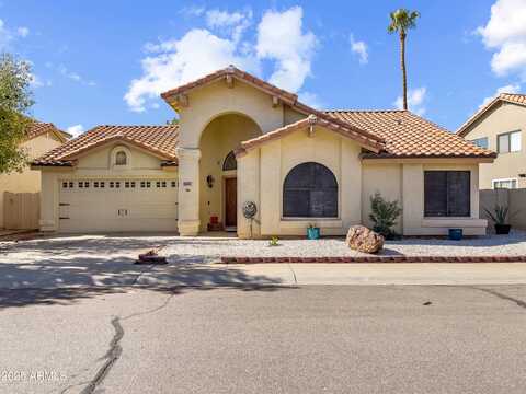 10733 W CLOVER Way, Avondale, AZ 85392