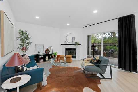 21314 Gary Dr, Hayward, CA 94546