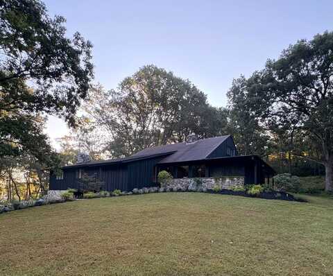 410 S. Ridge Road, Bull Valley, IL 60050