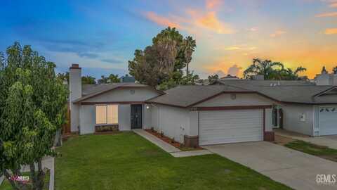 6717 Peggy Way, Bakersfield, CA 93307