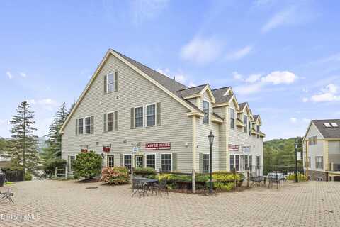37 Corey Rd, Hancock, MA 01237