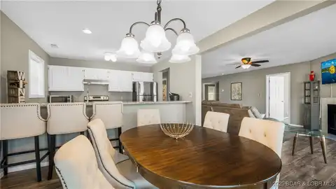 258 Regatta Bay Cir unit: 2D, Lake Ozark, MO 65049