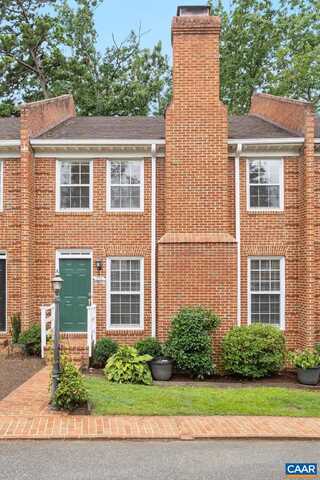 2752 HYDRAULIC RD, CHARLOTTESVILLE, VA 22901