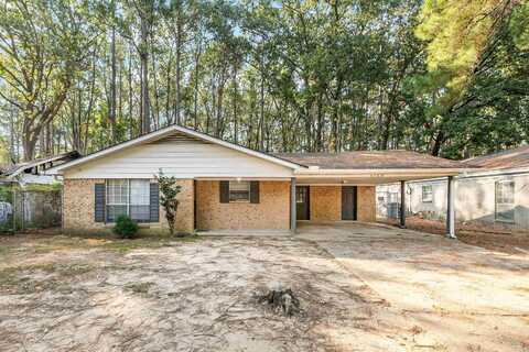 5709 Chaucer Lane, Little Rock, AR 72209