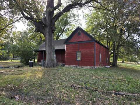 307 College Street, Newark, AR 72562
