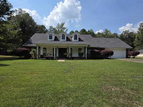 1506 Oakwood Circle, White Hall, AR 71602