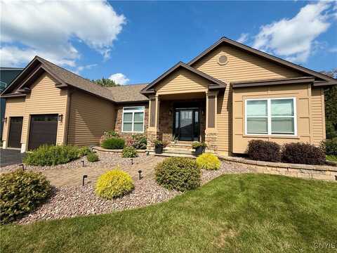 8876 Lombardi Drive, Cicero, NY 13039