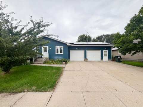 2950 2nd Avenue, Columbus, NE 68601