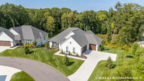 6399 LAMPPOST CIRCLE SE, GRAND RAPIDS, MI 49546