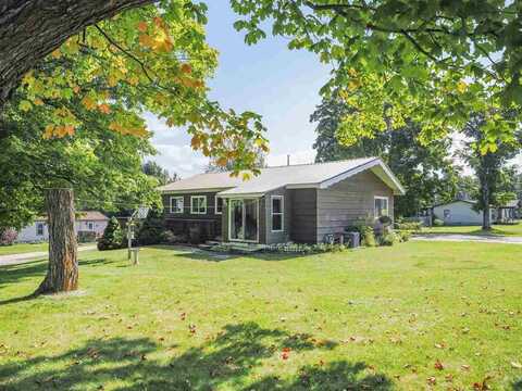 501 BARKER, EAST JORDAN, MI 49727