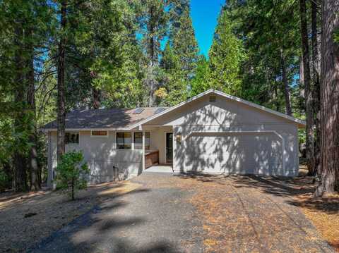 2105 Castlewood Lane, Arnold, CA 95223