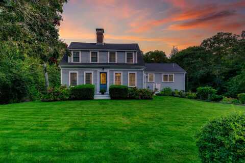 6 Marthas Lane, Harwich, MA 02645