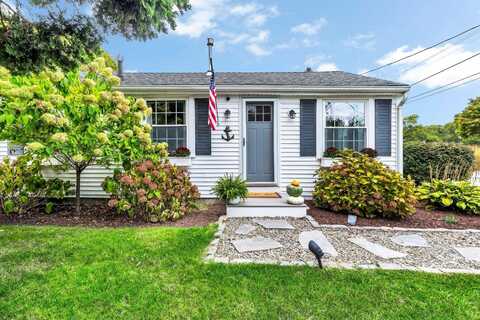 7 Wood Road, South Yarmouth, MA 02664