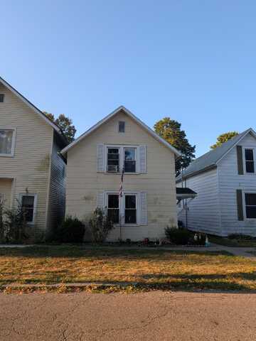 44 Maple Avenue, Utica, OH 43080