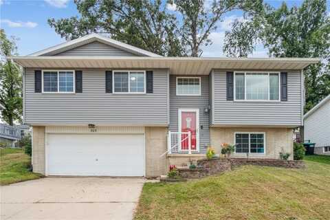 305 Valleyview Drive, Marion, IA 52302
