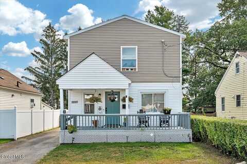 2820 Wellington Avenue, Schenectady, NY 12306