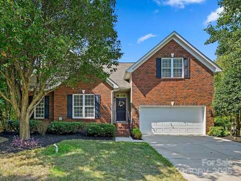13546 Planters Row Drive, Charlotte, NC 28278