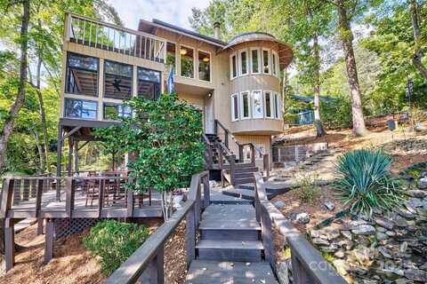 131 Whispering Pines Drive, Lake Wylie, SC 29710