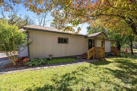202 Kerlee Heights Road, Black Mountain, NC 28711