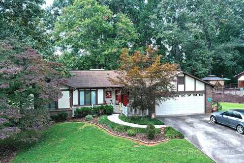 112 Royal Oak Court, Lenoir, NC 28645