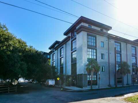 1 Cool Blow Street, Charleston, SC 29403