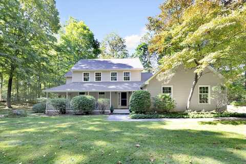 212 Beecher Drive, Southbury, CT 06488