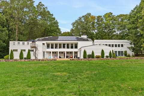 7 Hart Road, Guilford, CT 06437