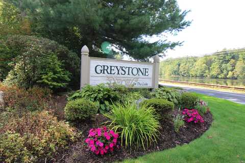 42 Greystone, Shelton, CT 06484