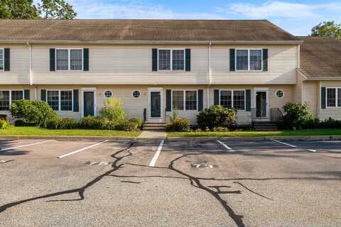 73 Briar Lane, Norwich, CT 06360