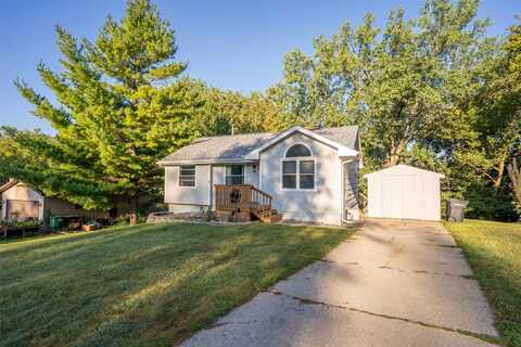 4440 Lexington Drive, Pleasant Hill, IA 50327
