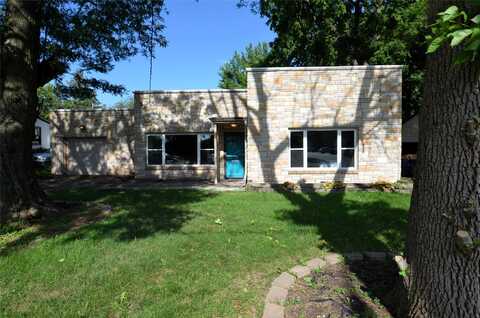 2021 48th Street, Des Moines, IA 50310