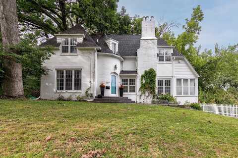 3217 John Lynde Road, Des Moines, IA 50312