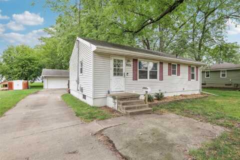 3925 55th Street, Des Moines, IA 50310