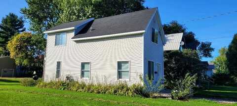 1016 Young ST, Muir, MI 49783