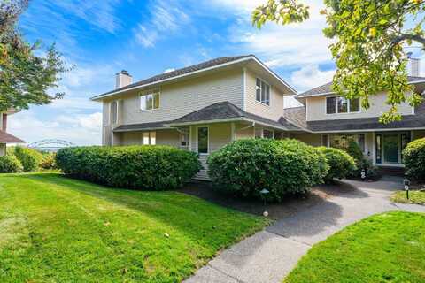 4 Bittersweet Lane 4, Bourne, MA 02532