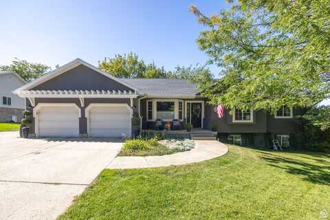 135 ABBEY LN, Providence, UT 84332