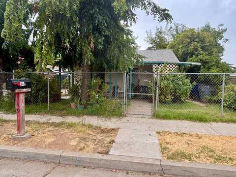 349 Birch Avenue W, Pinedale, CA 93650