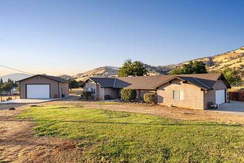 7214 Lupine Drive, Sanger, CA 93657