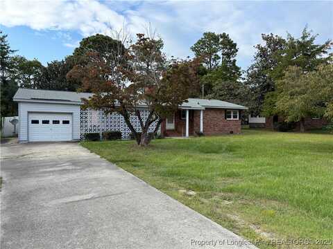 3610 Golfview Drive, Hope Mills, NC 28348