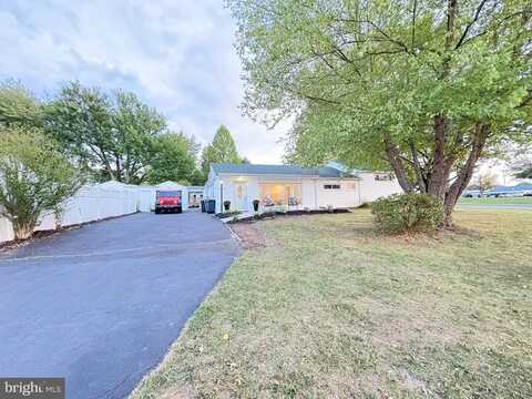 212 VALLEY ROAD, PLYMOUTH MEETING, PA 19462
