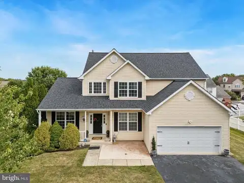 9 CRIMSON DRIVE, NORRISTOWN, PA 19401