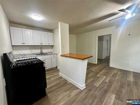 390 Orange, Montclair, NJ 07042
