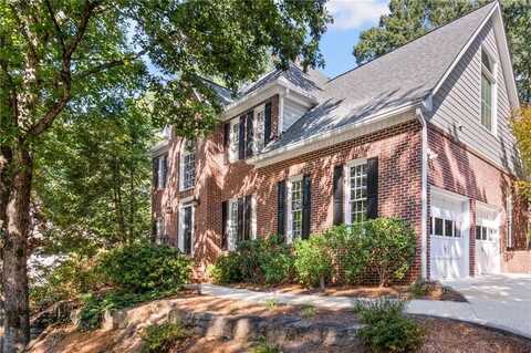 740 Dunscore Court, Roswell, GA 30075
