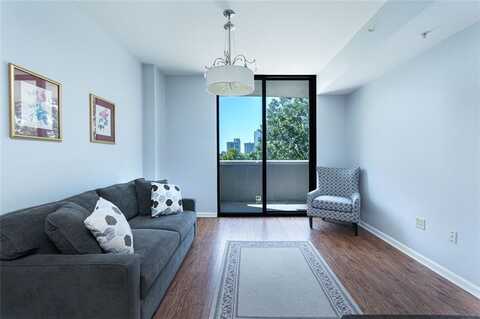 3040 PEACHTREE Road NW, Atlanta, GA 30305